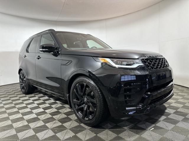 new 2025 Land Rover Discovery car, priced at $76,368