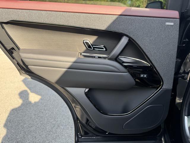 new 2025 Land Rover Range Rover Sport car, priced at $107,565