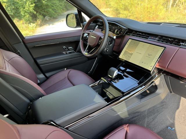 new 2025 Land Rover Range Rover Sport car, priced at $107,565