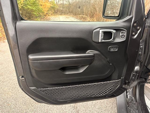 used 2021 Jeep Gladiator car, priced at $30,000