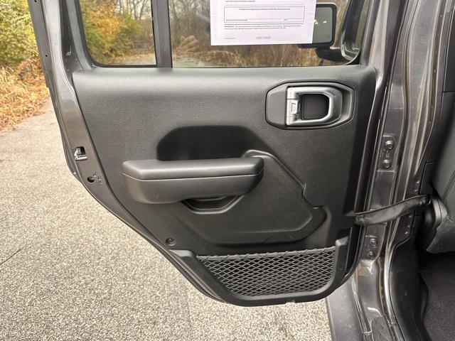 used 2021 Jeep Gladiator car, priced at $30,000