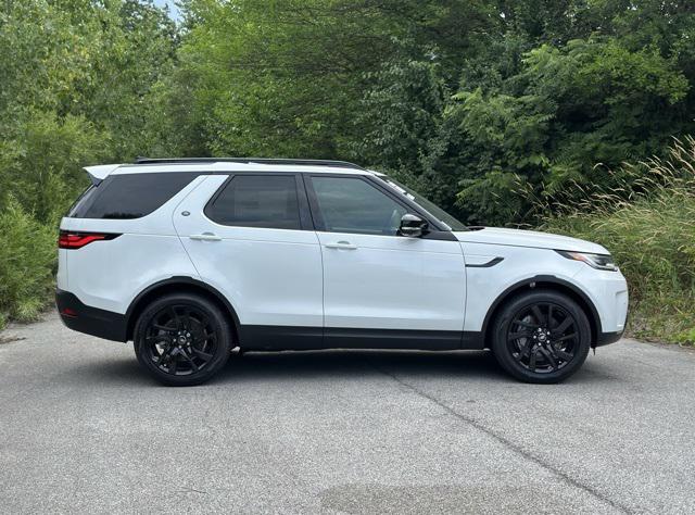 new 2025 Land Rover Discovery car, priced at $67,918
