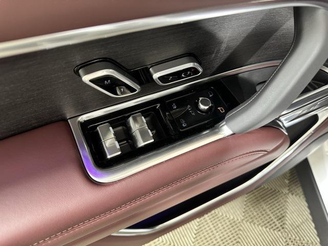 new 2025 Land Rover Range Rover car, priced at $148,195