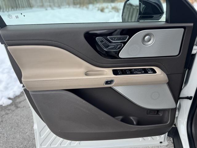 used 2020 Lincoln Aviator car, priced at $30,000