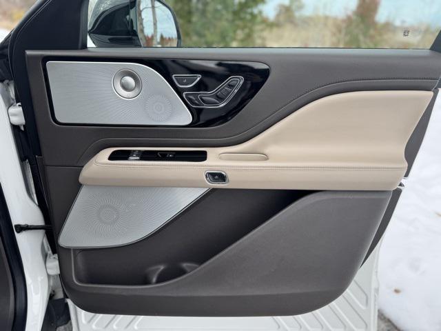 used 2020 Lincoln Aviator car, priced at $30,000