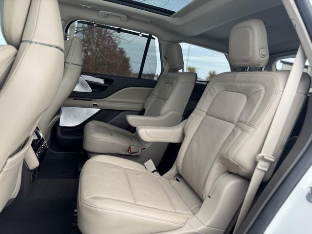 used 2020 Lincoln Aviator car, priced at $30,000