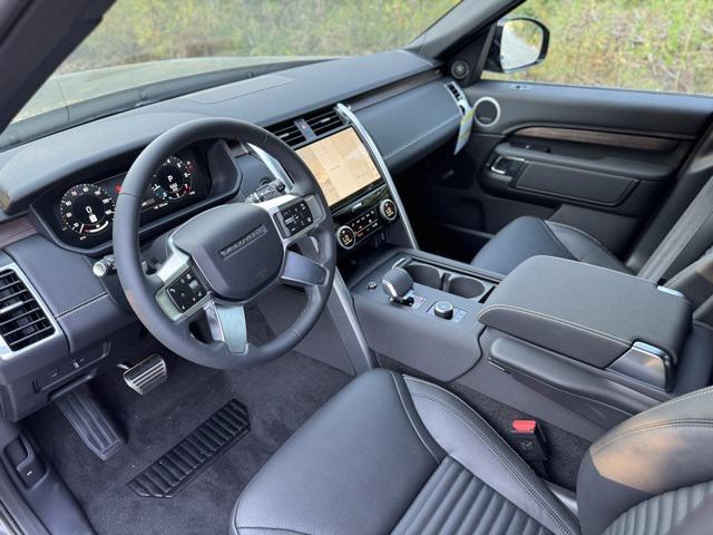 new 2026 Land Rover Discovery car, priced at $73,886