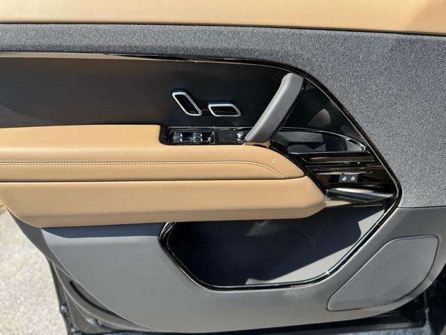 new 2025 Land Rover Range Rover Sport car, priced at $95,090