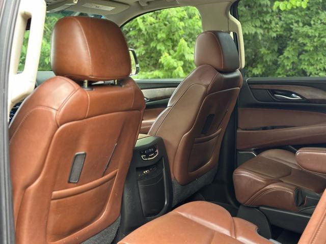 used 2015 Cadillac Escalade ESV car, priced at $23,928