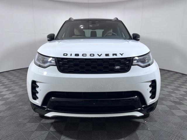 new 2024 Land Rover Discovery car, priced at $73,958