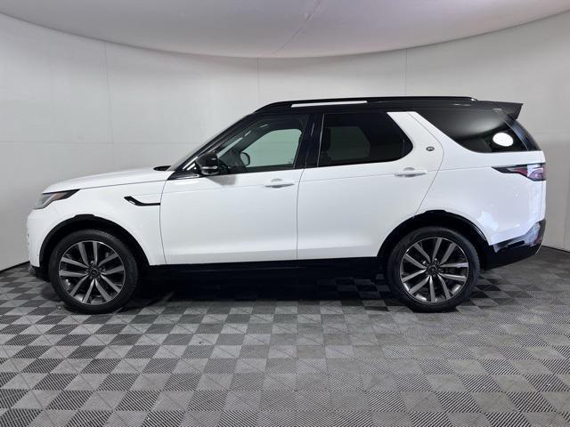 new 2024 Land Rover Discovery car, priced at $73,958