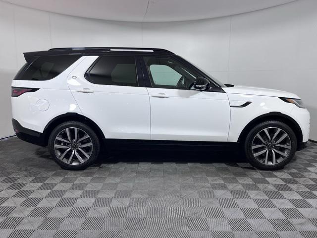 new 2024 Land Rover Discovery car, priced at $73,958