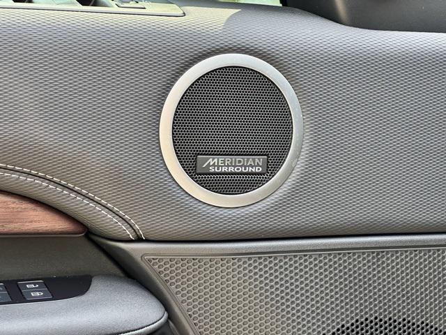 used 2024 Land Rover Discovery car, priced at $53,500
