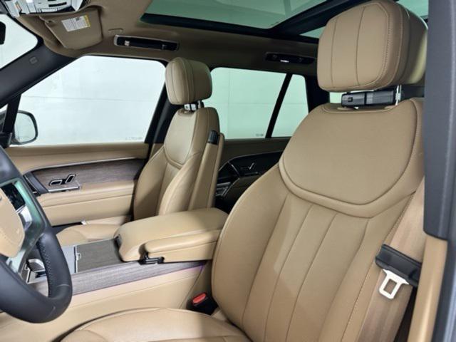 new 2025 Land Rover Range Rover car, priced at $118,385