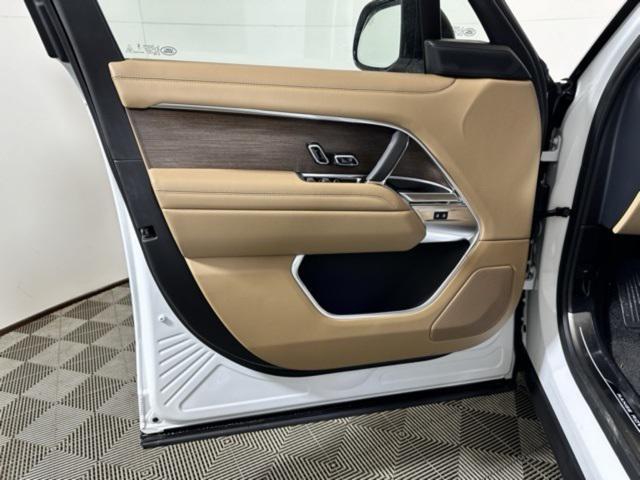 new 2025 Land Rover Range Rover car, priced at $118,385