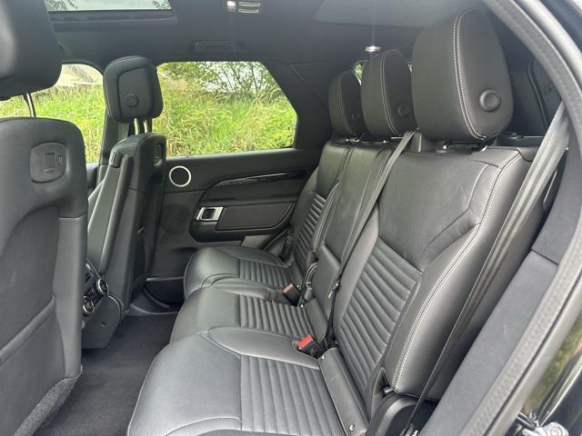 new 2025 Land Rover Discovery car, priced at $64,468