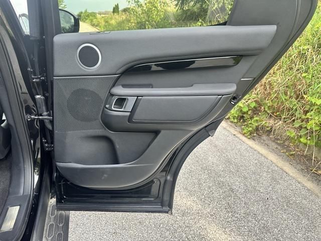 new 2025 Land Rover Discovery car, priced at $64,468