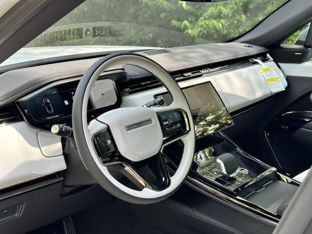 new 2025 Land Rover Range Rover Sport car, priced at $98,075