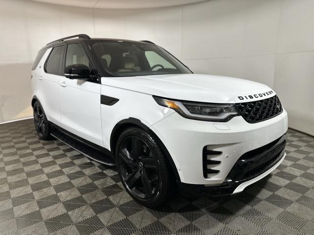 new 2025 Land Rover Discovery car, priced at $80,525