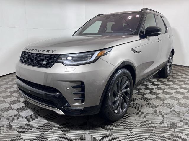 used 2022 Land Rover Discovery car, priced at $39,800