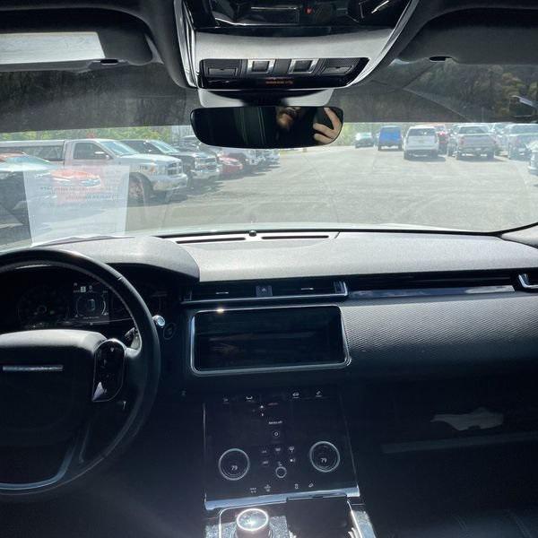 used 2020 Land Rover Range Rover Velar car, priced at $29,000