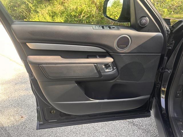 used 2021 Land Rover Discovery car, priced at $21,000