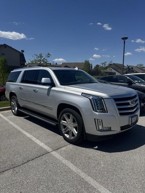 used 2017 Cadillac Escalade ESV car, priced at $28,999