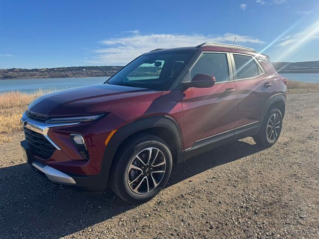 new 2025 Chevrolet TrailBlazer car, priced at $28,585