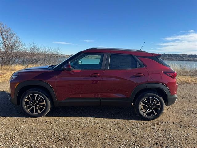 new 2025 Chevrolet TrailBlazer car, priced at $28,585