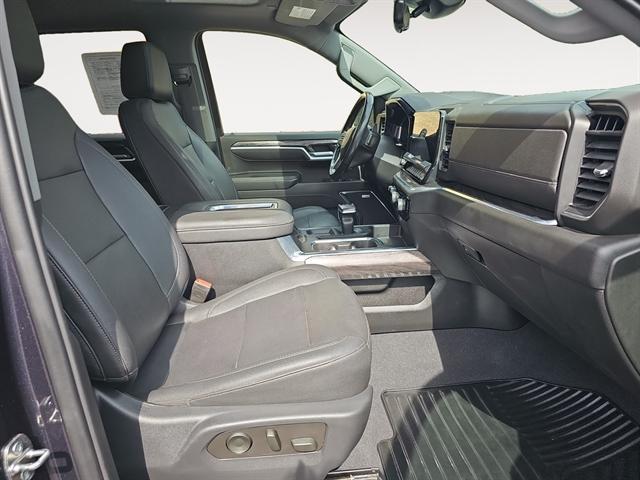 used 2022 Chevrolet Silverado 1500 car, priced at $43,695