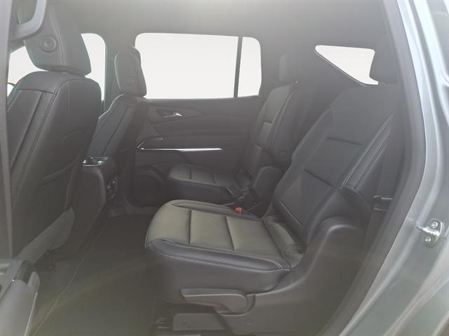 new 2025 Chevrolet Traverse car, priced at $43,695