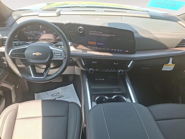 new 2025 Chevrolet Suburban car