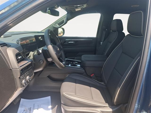 new 2025 Chevrolet Suburban car