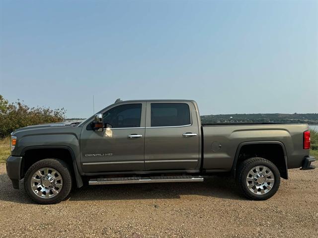 used 2018 GMC Sierra 2500 car, priced at $42,990