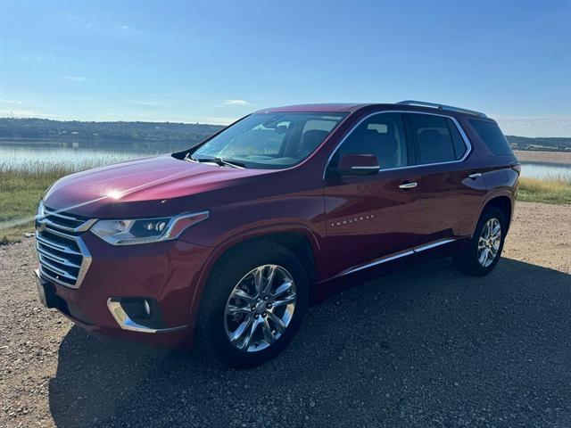 used 2019 Chevrolet Traverse car, priced at $32,990