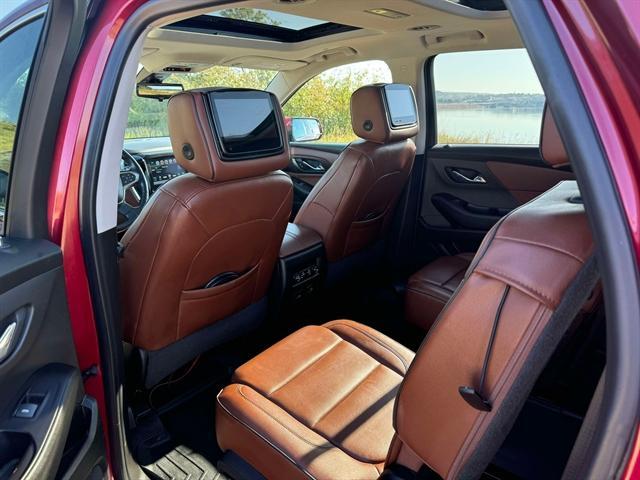 used 2019 Chevrolet Traverse car, priced at $32,990