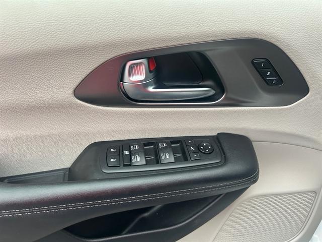 used 2019 Chrysler Pacifica car, priced at $19,989