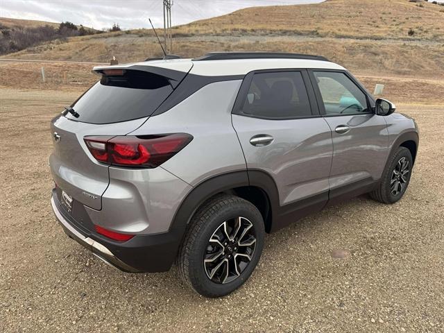 new 2025 Chevrolet TrailBlazer car, priced at $32,185