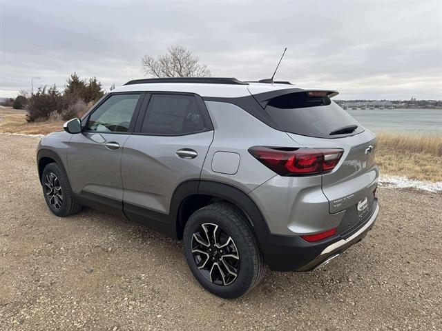 new 2025 Chevrolet TrailBlazer car, priced at $32,185