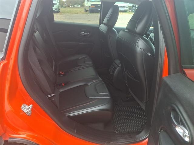 used 2021 Jeep Cherokee car