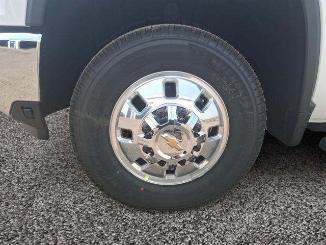 new 2025 Chevrolet Silverado 3500 car