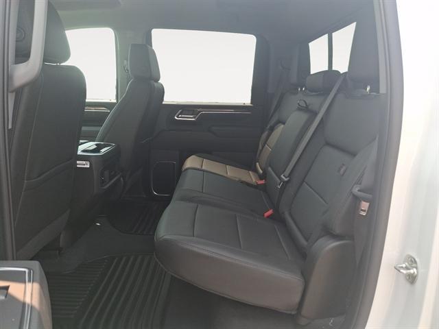 new 2025 Chevrolet Silverado 3500 car