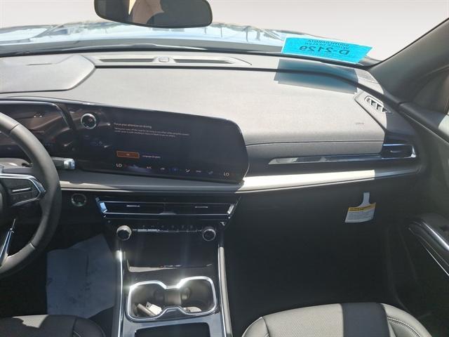 new 2025 Chevrolet Traverse car