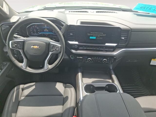 new 2025 Chevrolet Silverado 3500 car