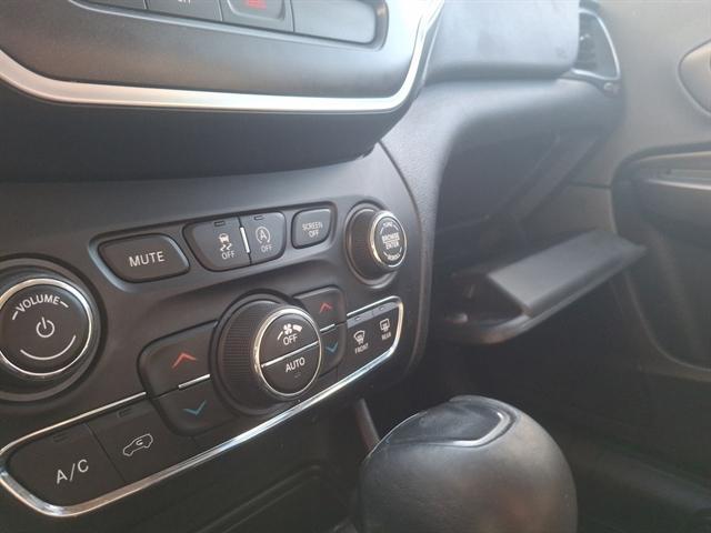 used 2019 Jeep Cherokee car, priced at $18,990