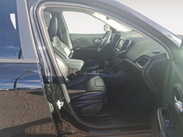 used 2019 Jeep Cherokee car, priced at $18,990