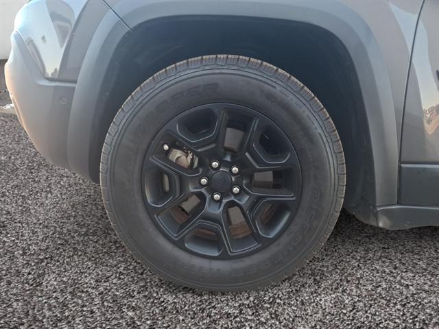 used 2019 Jeep Cherokee car, priced at $24,990