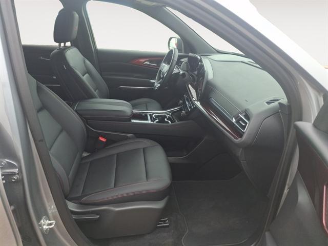 used 2025 Chevrolet Traverse car, priced at $47,490