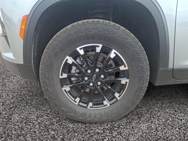 used 2025 Chevrolet Traverse car, priced at $47,490