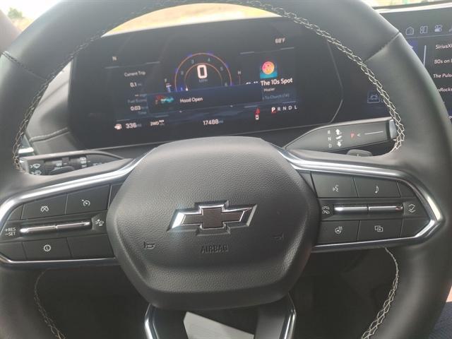 used 2025 Chevrolet Traverse car, priced at $47,490